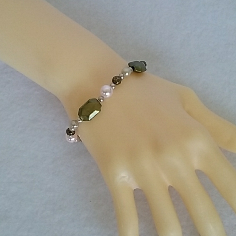 Pink, bronze, and ivory beaded stretch bracelet